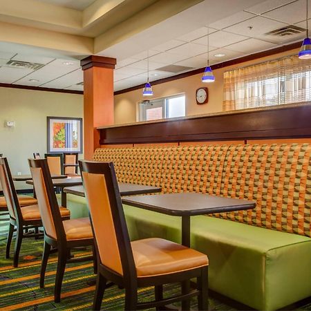Fairfield Inn And Suites By Marriott Indianapolis/ Нобълсвил Екстериор снимка