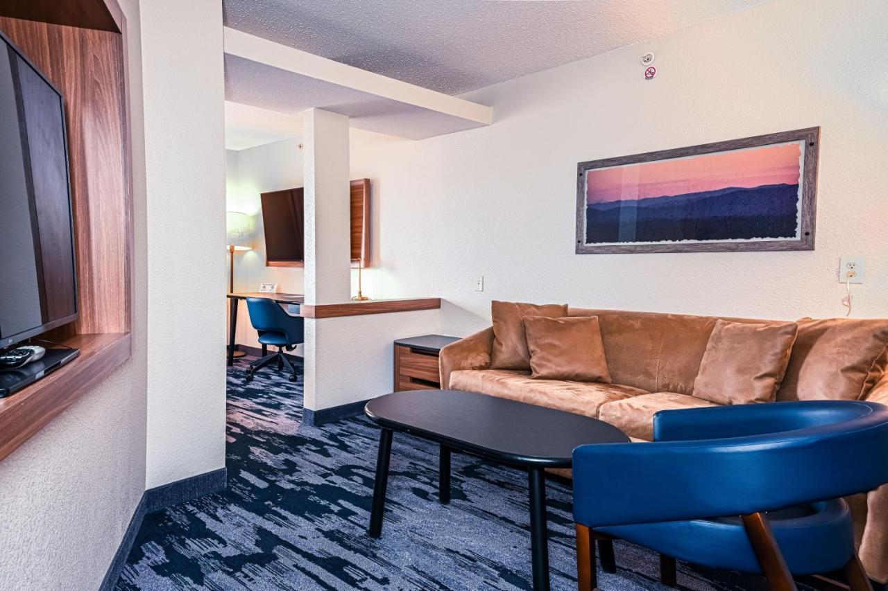 Fairfield Inn And Suites By Marriott Indianapolis/ Нобълсвил Екстериор снимка